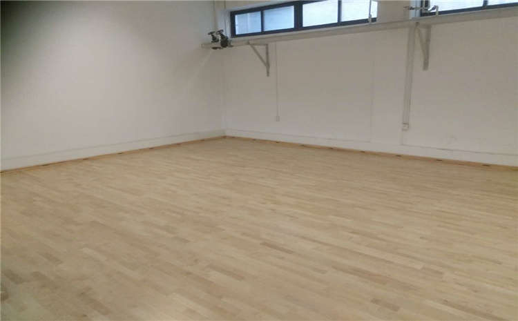 體育運動木地板怎么維修?楓樺木