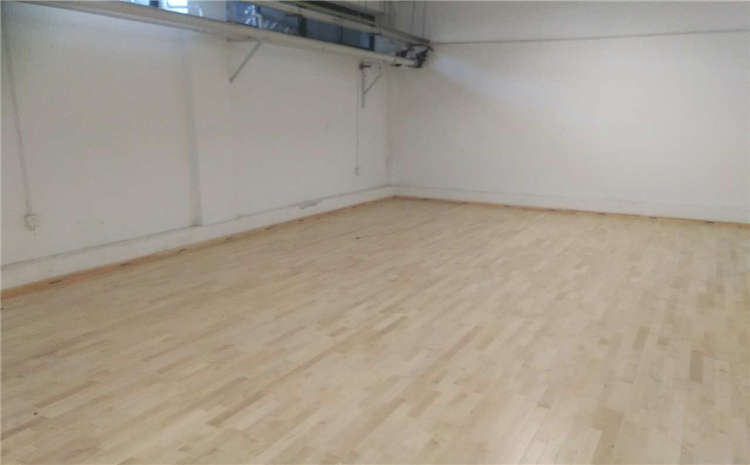 河南體育運(yùn)動(dòng)木地板施工方案